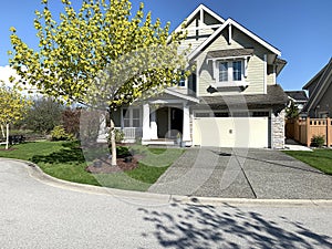 Hermoso nuevo casa en británico 