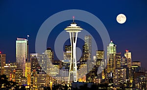 Beautiful nightview of seattle from kerry park