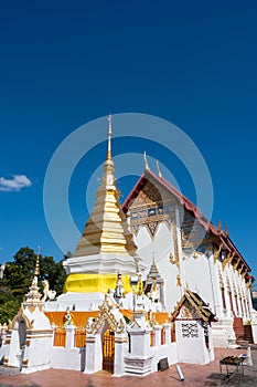 Beautiful northern Thai temple Wat Si Don Kham in Long District, Phrae Provice, Thailand Publie Domain