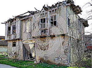 A beautiful old adobe house in the village of Bilecik. Turkey