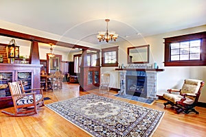 Beautiful old craftsman style home living room