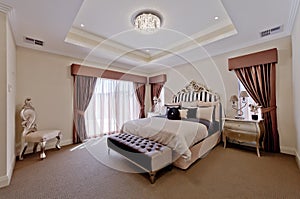 Beautiful Old World Bedroom Suite