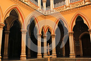 Beautiful pillars and arches in the palace of bangalore.