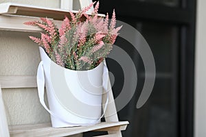  Beautiful pink flowers in a corton box