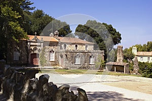 Beautiful places in the Quinta da Regaleira. Summer travel in Portugal.