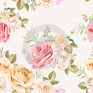 Beautiful roses seamless pattern