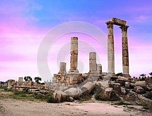 Beautiful scenic view emple of Hercules is a historic site in the Amman Citadel in Amman, Jordan.