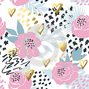 Beautiful seamless vector floral pattern background with gold hand-drawn hearts. Perfect for wallpapers, web page backgrounds, sur