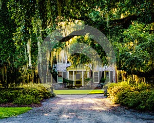 Beautiful shot of the South Carolina River estate during the sunset