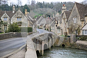 Beautiful Stone Village in England`s Cotswolds