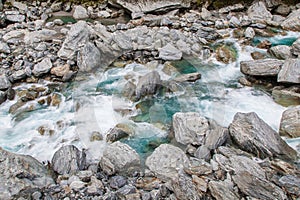 Beautiful stream and rocks on the way to Wanaka