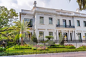 Beautiful streets and homes in downtown Savannah, Georgia, USA