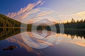 Beautiful sunrise in trillium lake photo