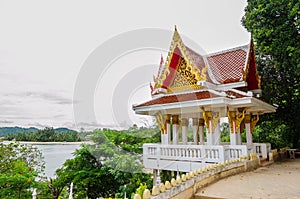 Beautiful temple complex and beach in Samui Island