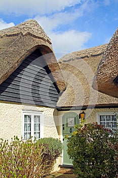 Beautiful thatched kent cottage