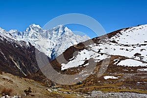 Beautiful view of the Himalayan mountains near Machhermo village