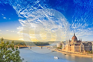 Beautiful view of the Hungarian Parliament and the chain bridge in Budapest, Hungary