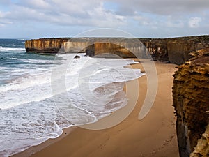 Beautiful view of Lodon Bridge, Great Ocean Road,