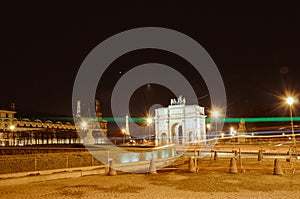 Beautiful vintage long exposure landscape shot of the arc du triumphe in Paris