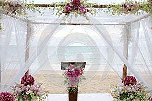 Beautiful wedding arch