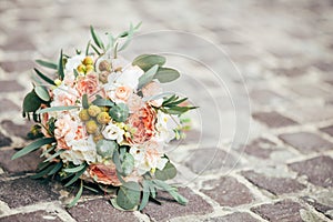Beautiful wedding buoquet with roses