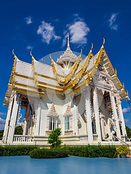 Beautiful white Bhuddhist temple