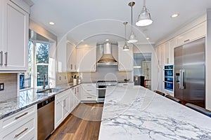 Beautiful white kitchen design.