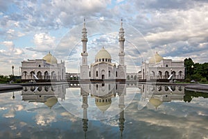 A beautiful white mosque in the city of Bulgar