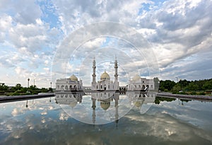 A beautiful white mosque in the city of Bulgar