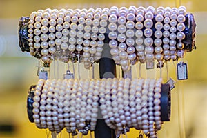 Beautiful white pearl bracelet for sale, premium pearl product f