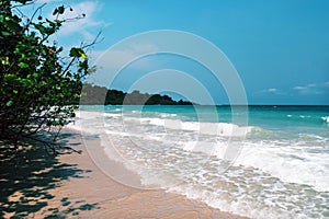 Beautiful white sands beach of Cerf island bay