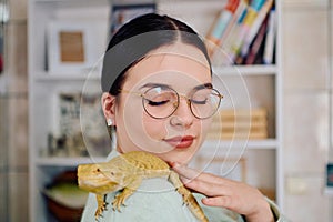 Beautiful Woman Posing with Her Adorable Bearded Dragon Pets