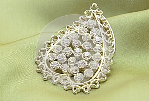 Beautiful womens vintage brooch, with bright natural crystals