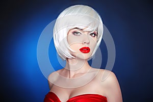 Beauty Makeup. Short hairstyle. White bob hair style. Blonde you photo