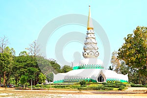 The beauty of Thai temples, white pagodas, outdoor, Asian tourist attractions, Buddhism in Thailand
