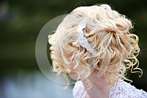 Beauty wedding hairstyle with hairpin