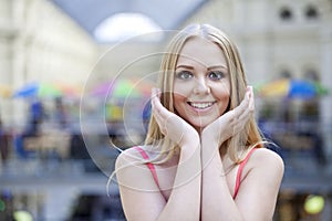 Beauty woman face closeup