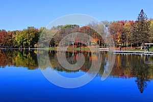 Beaver Lake French: Lac aux Castors