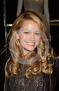 Becki Newton,