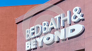 Bed Bath & Beyond
