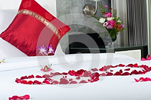 Bed for brides