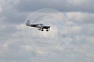 Beechcraft E90 photo