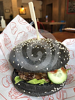 Beef burger and vegetable salad