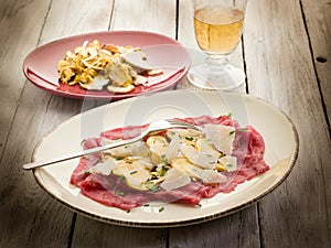 Beef carpaccio with slice mushroom