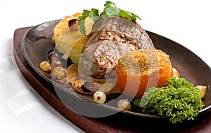 Beef Fillet w/ Garlic Gratine