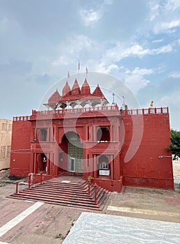 Beejoliya Jain temple from outside