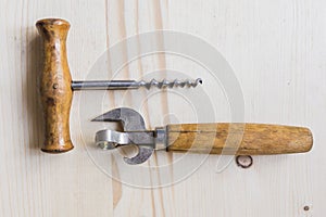 Beer bottle opener and corkscrew 3