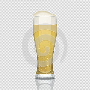 Beer glass. Realistic 3D cup with foam alcohol drink. Pint of refreshing beverage on transparent background. Mug with condensate