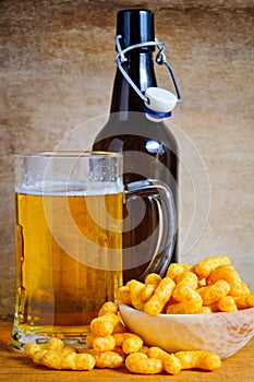 Beer and peanut curls