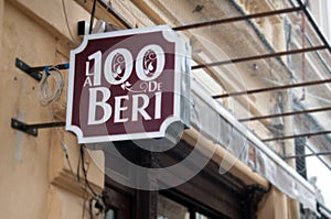 100 beers pub